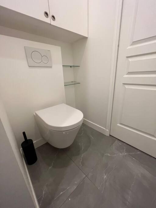 Luxury Appartment, Champs Elysees, Neuf ! Parigi Esterno foto